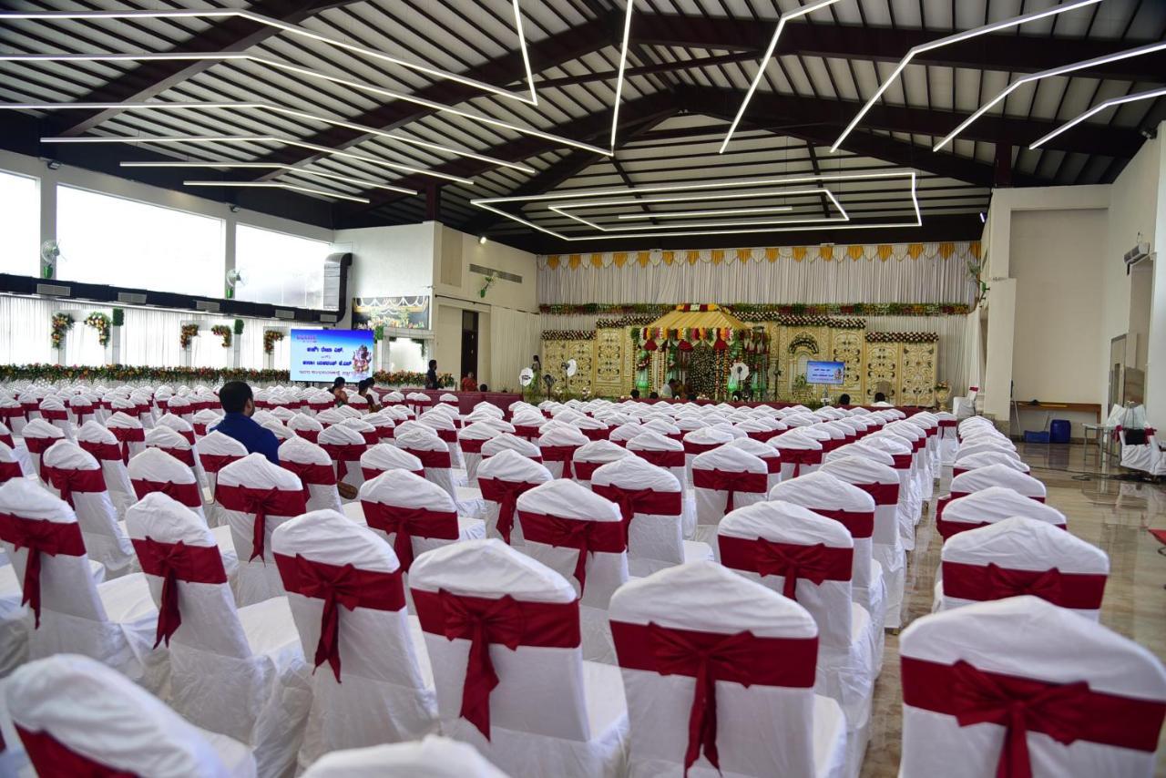 Vistar Pavithra Vivaha Convention Hall Jigani Eksteriør bilde