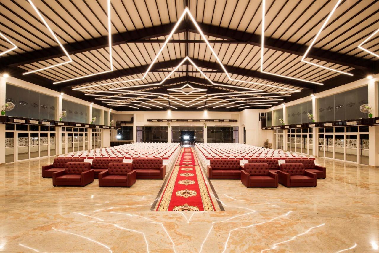 Vistar Pavithra Vivaha Convention Hall Jigani Eksteriør bilde