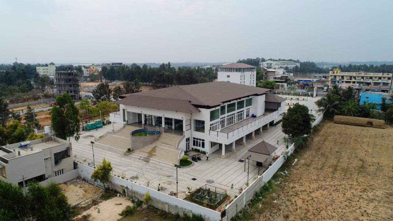 Vistar Pavithra Vivaha Convention Hall Jigani Eksteriør bilde